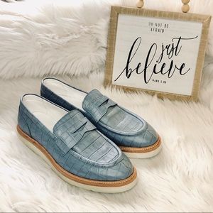 Tranoi Blue/Grey Croc Womans Loafer Shoe Size 41